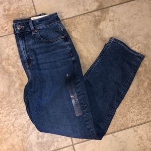 NWT American Eagle Mom jeans